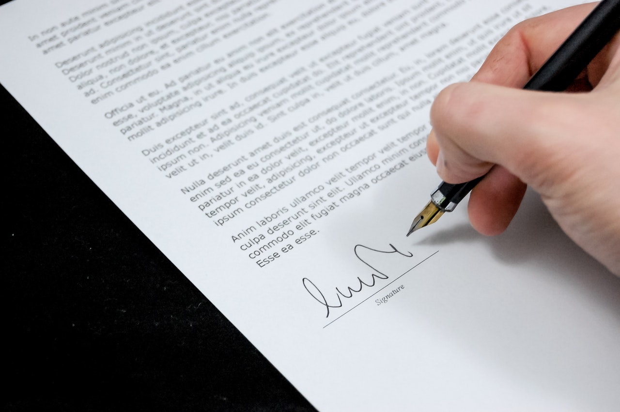 What Should A Personal Letterhead Include?
