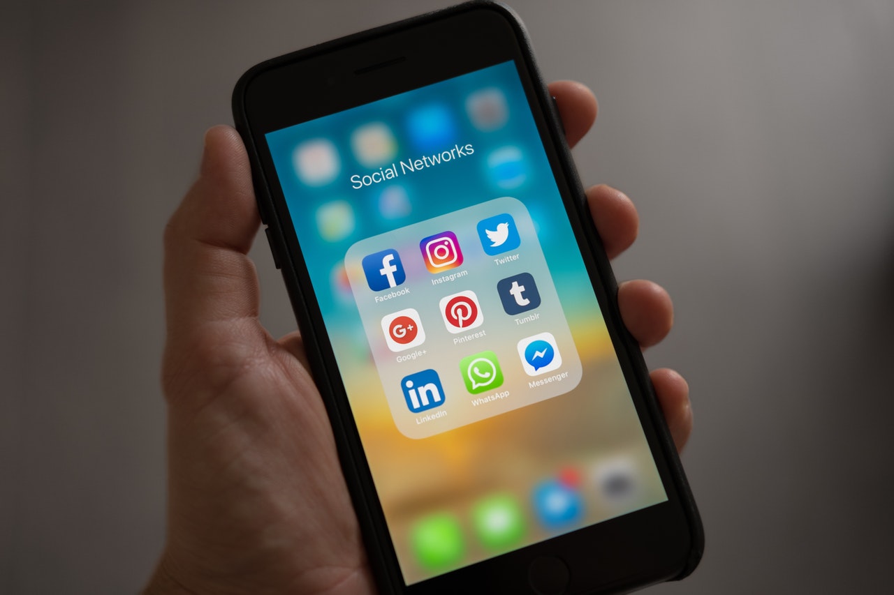 Why Instagram Is Better Than Facebook?